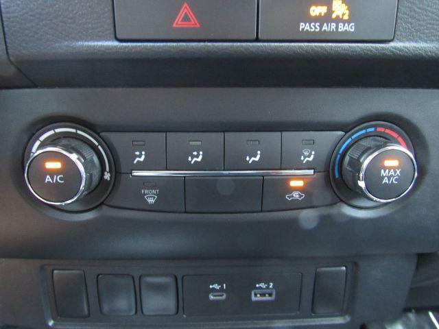 Photo of 2022 Deep Blue Pearl Nissan Frontier