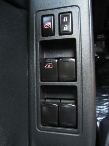 Photo of 2022 Deep Blue Pearl Nissan Frontier