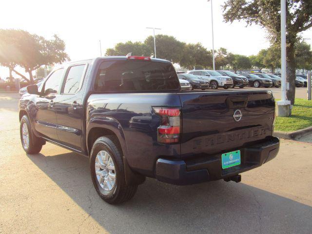 Photo of 2022 Deep Blue Pearl Nissan Frontier