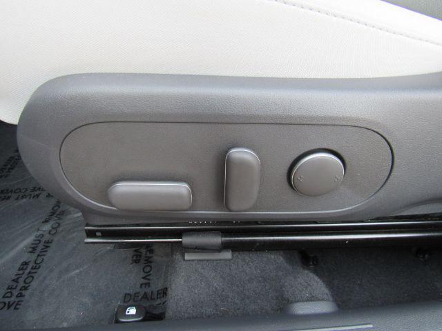 Photo of 2024 Ultimate Red Hyundai KONA
