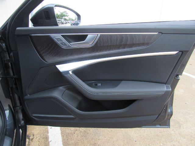 Photo of 2022 Manhattan Gray Metallic Audi A6