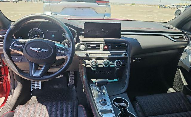 2023 Genesis G70