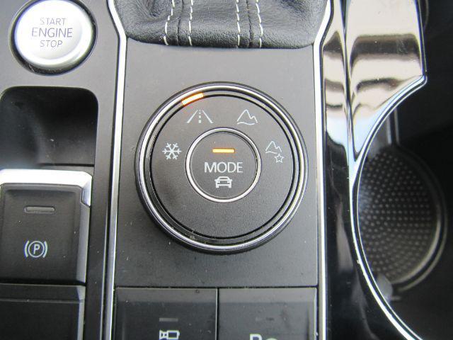 Photo of 2022 Oryx White Pearl Volkswagen Atlas