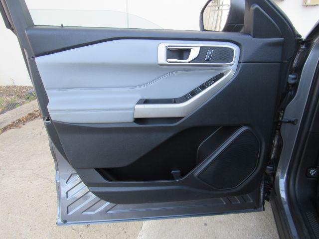 Photo of 2021 Carbonized Gray Metallic Ford Explorer