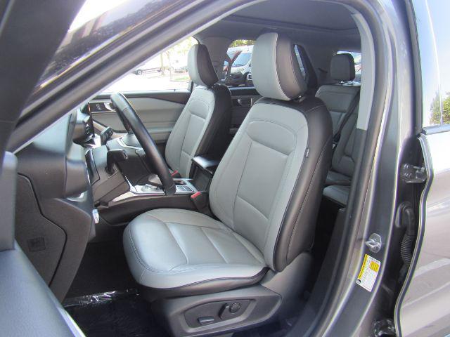 Photo of 2021 Carbonized Gray Metallic Ford Explorer