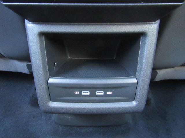 Photo of 2024 Opal White Pearl Volkswagen ID.4