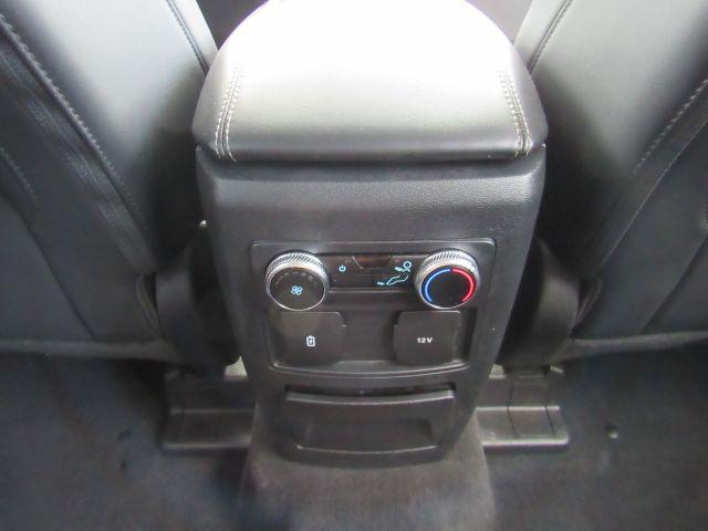 Photo of 2022 Star White Metallic Tri-Coat Ford Explorer