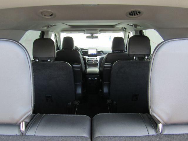 Photo of 2022 Star White Metallic Tri-Coat Ford Explorer