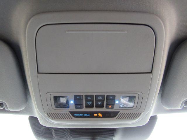 Photo of 2022 Star White Metallic Tri-Coat Ford Explorer