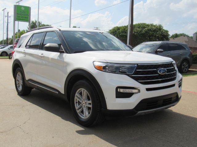 Photo of 2022 Star White Metallic Tri-Coat Ford Explorer