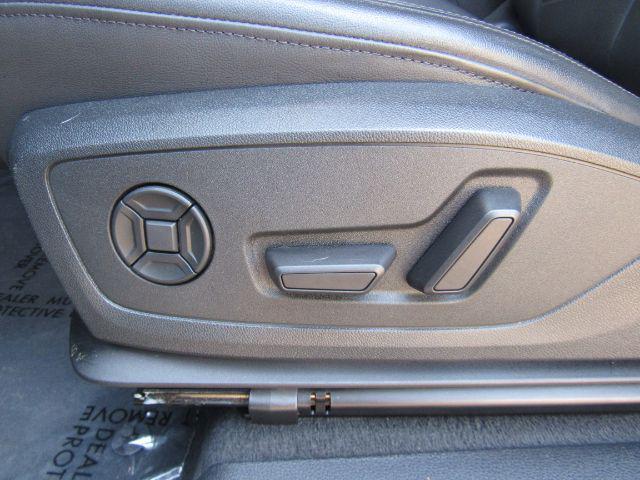 Photo of 2023 Ibis White Audi Q3