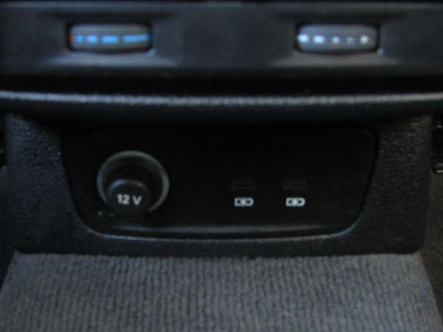 Photo of 2023 Ibis White Audi Q3