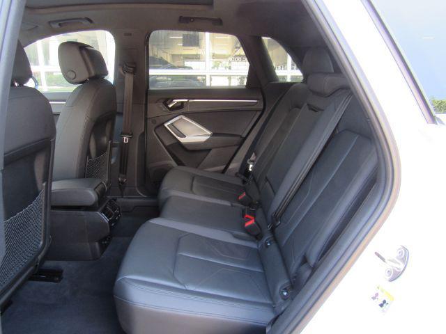 Photo of 2023 Ibis White Audi Q3