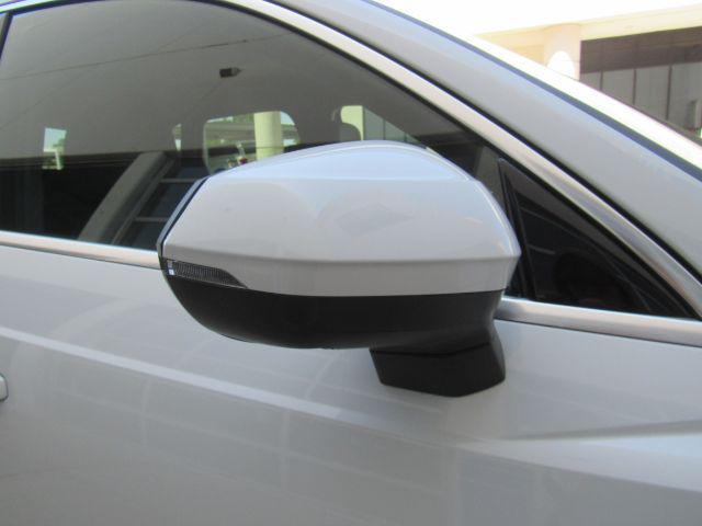 Photo of 2023 Ibis White Audi Q3
