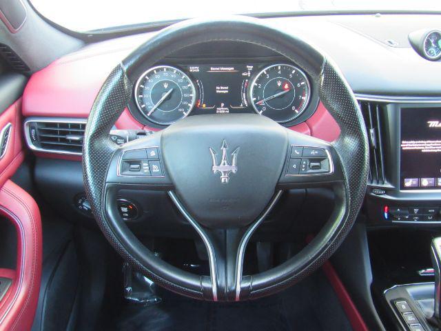 Photo of 2022 Nero Ribelle Metallic Maserati Levante