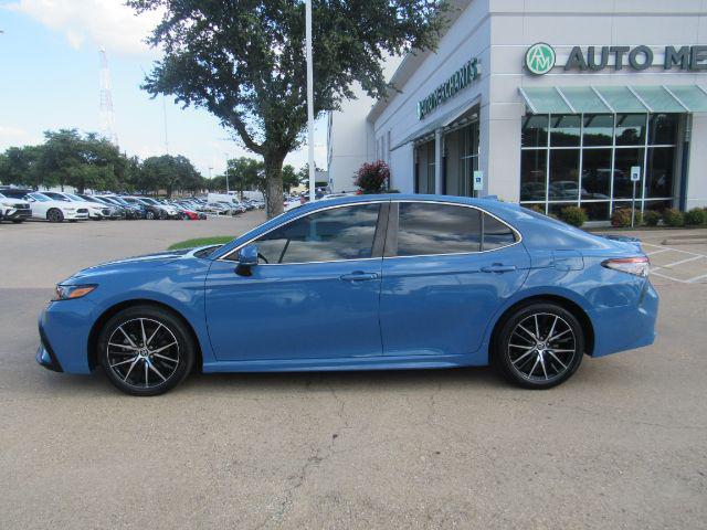 Photo of 2023 Cavalry Blue Toyota Camry