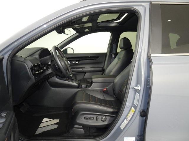Photo of 2023 Urban Gray Pearl Honda CR-V Hybrid