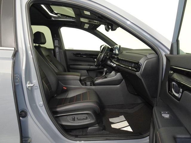 Photo of 2023 Urban Gray Pearl Honda CR-V Hybrid