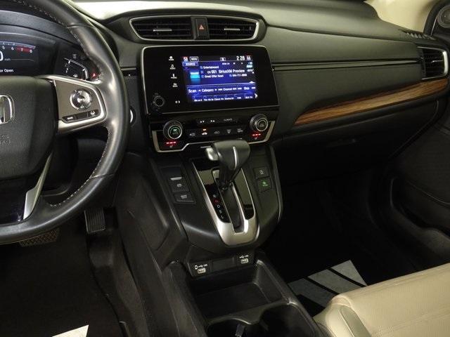 Photo of 2022 Platinum White Pearl Honda CR-V