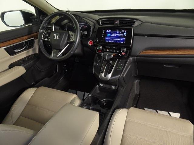 Photo of 2022 Platinum White Pearl Honda CR-V
