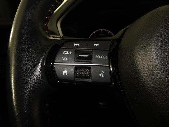 Photo of 2023 Platinum White Pearl Honda HR-V