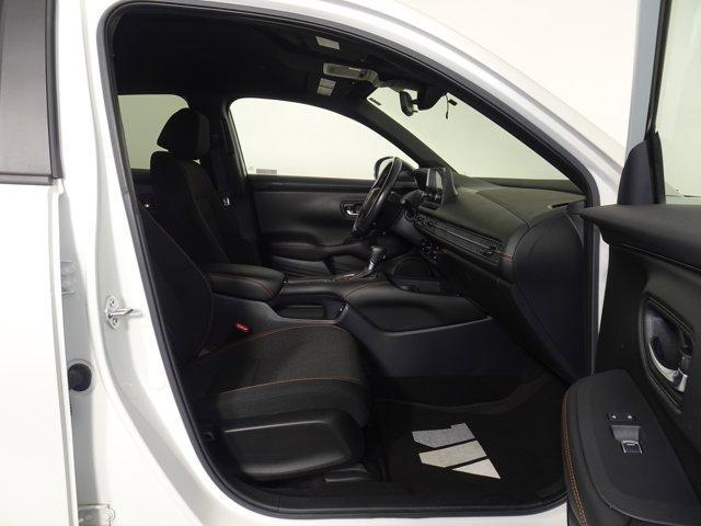 Photo of 2023 Platinum White Pearl Honda HR-V