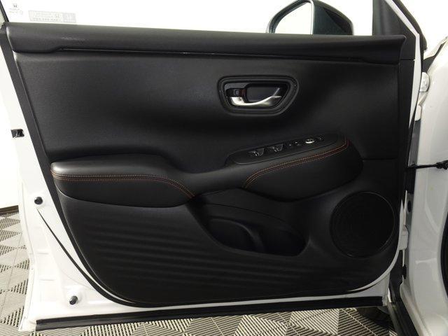 Photo of 2023 Platinum White Pearl Honda HR-V