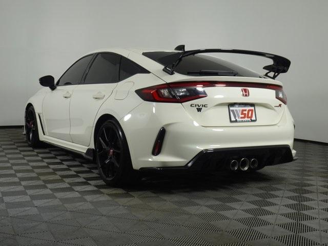 Photo of 2024 Championship White Honda Civic Type R
