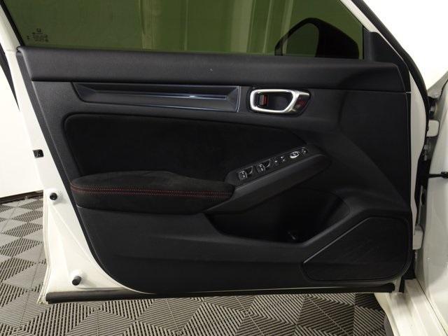 Photo of 2024 Championship White Honda Civic Type R