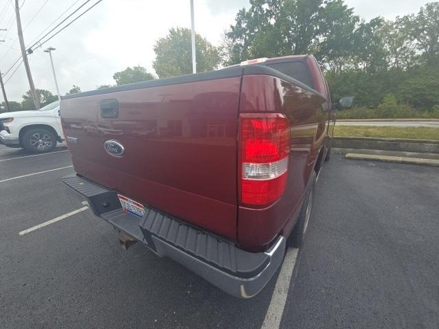 Photo of 2005 Bright Red Clearcoat Ford F-150