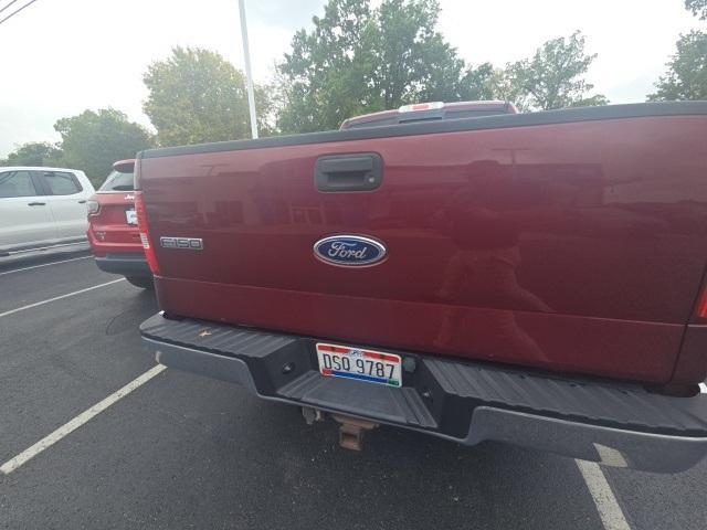 Photo of 2005 Bright Red Clearcoat Ford F-150
