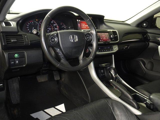 Photo of 2014 Crystal Black Pearl Honda Accord