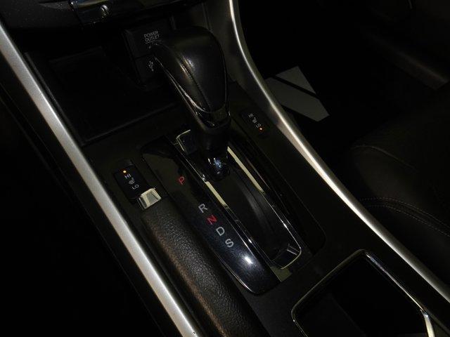 Photo of 2014 Crystal Black Pearl Honda Accord