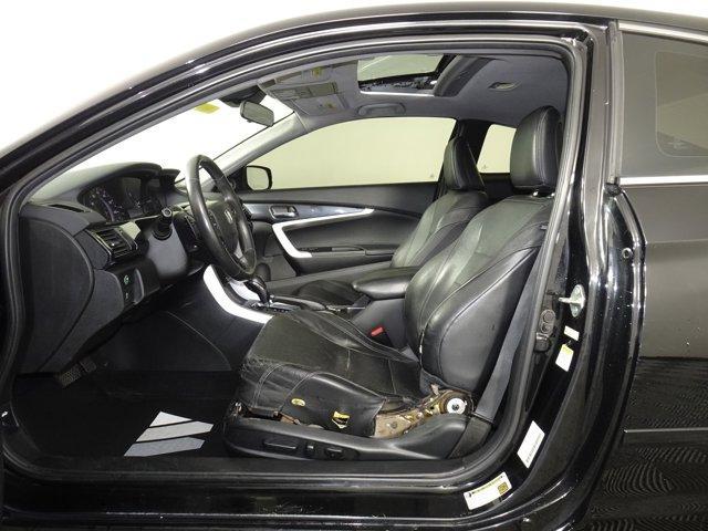 Photo of 2014 Crystal Black Pearl Honda Accord