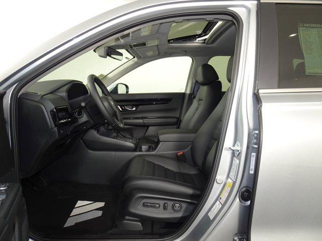 Photo of 2026 Solar Silver Metallic Honda CR-V