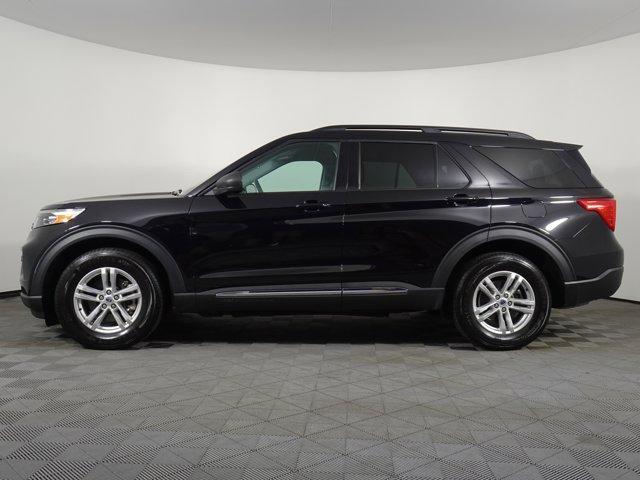 Photo of 2023 Agate Black Metallic Ford Explorer