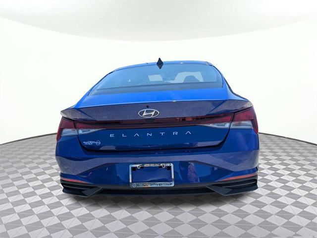 Photo of 2023 Intense Blue Hyundai ELANTRA