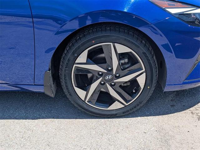 Photo of 2023 Intense Blue Hyundai ELANTRA