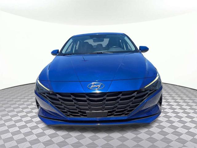 Photo of 2023 Intense Blue Hyundai ELANTRA