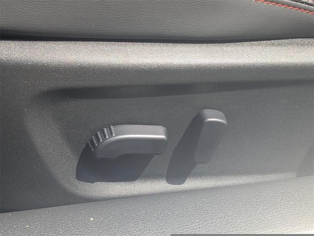 Photo of 2025 Gray Sky Pearl Nissan Altima