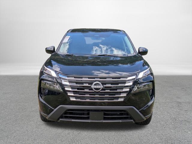 Photo of 2025 Super Black Nissan Rogue