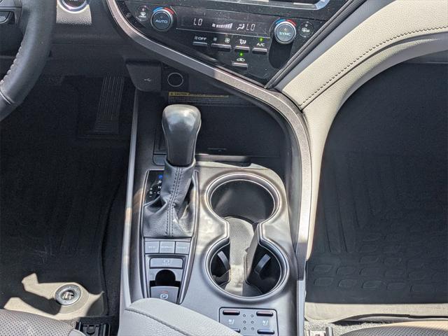 Photo of 2021 Wind Chill Pearl Toyota Camry