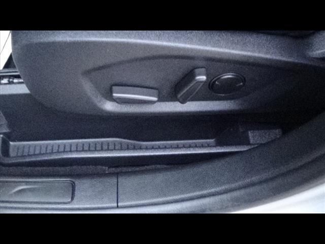 Photo of 2024 Iconic Silver Ford Edge
