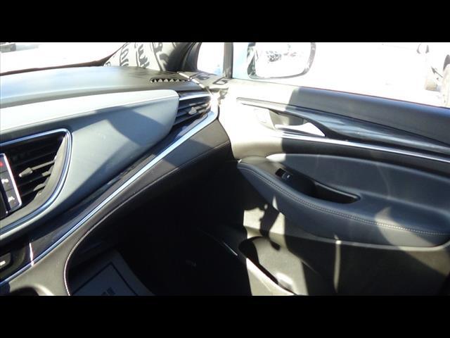 Photo of 2024 Summit White Buick Enclave