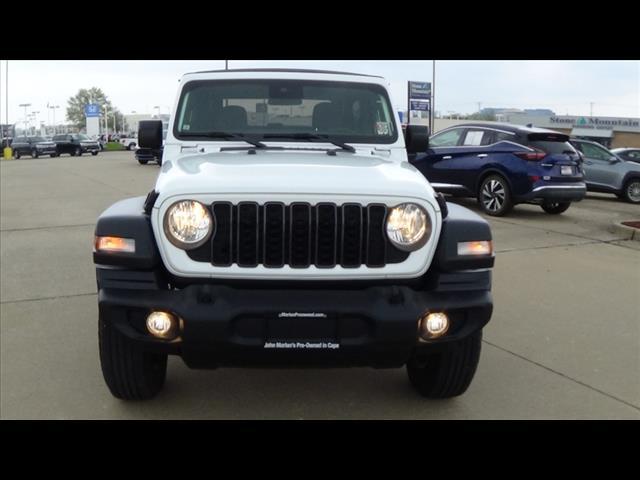 Photo of 2024 Bright White Clearcoat Jeep Wrangler