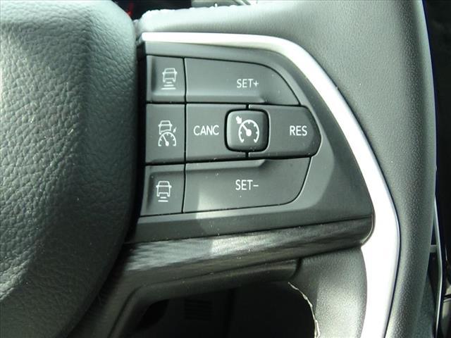 Photo of 2023 Baltic Gray Jeep Grand Cherokee L