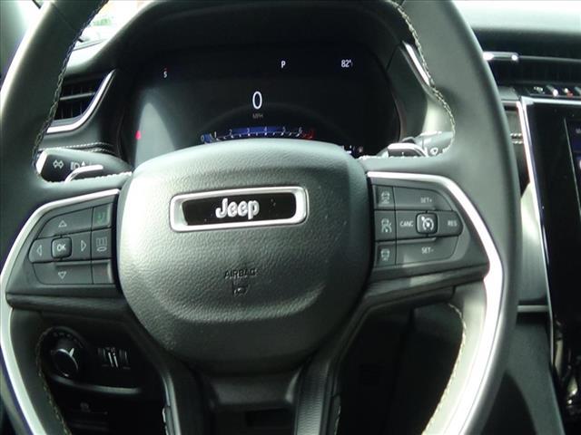 Photo of 2023 Baltic Gray Jeep Grand Cherokee L