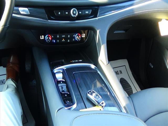 Photo of 2024 Summit White Buick Enclave