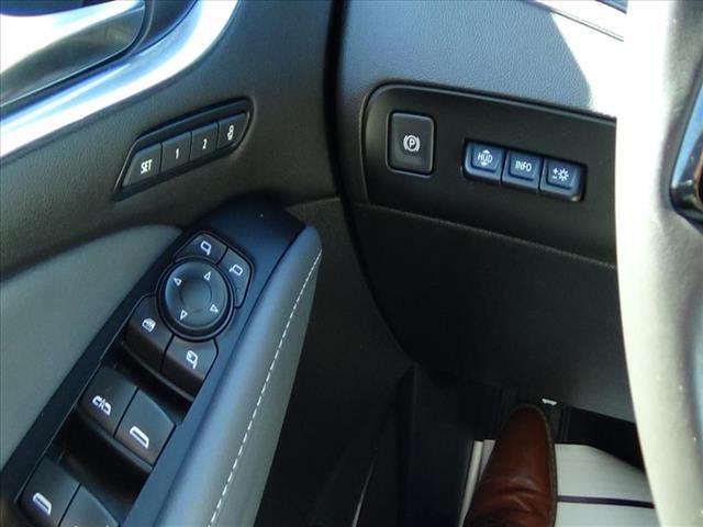 Photo of 2024 Summit White Buick Enclave