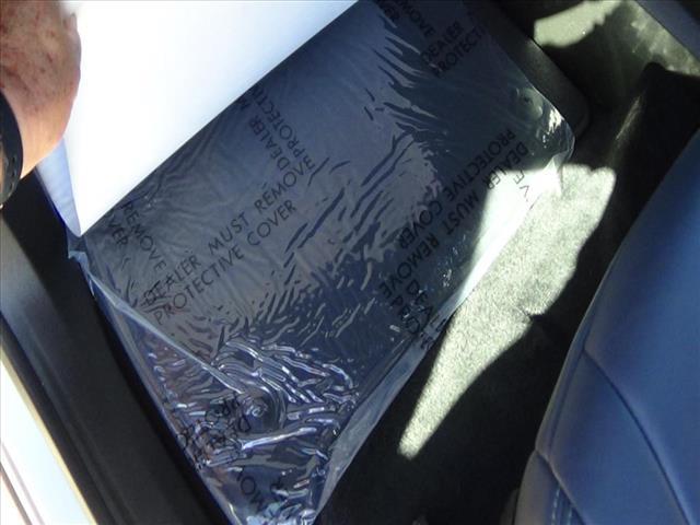 Photo of 2024 Summit White Buick Enclave